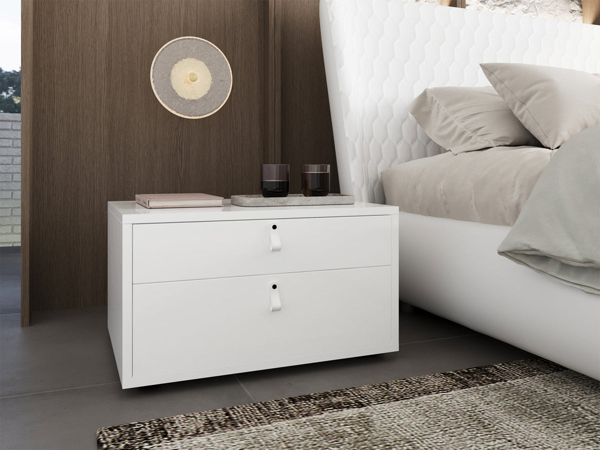 AGOURA  | WHITE